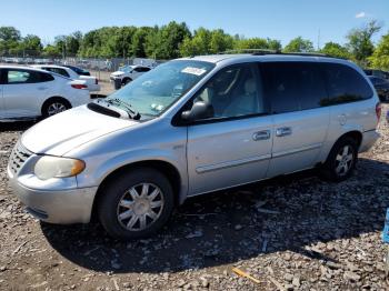  Salvage Chrysler Minivan