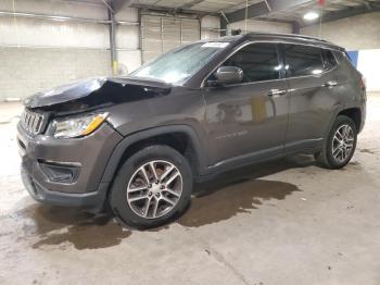  Salvage Jeep Compass