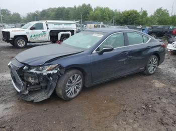  Salvage Lexus Es