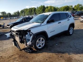  Salvage Jeep Compass