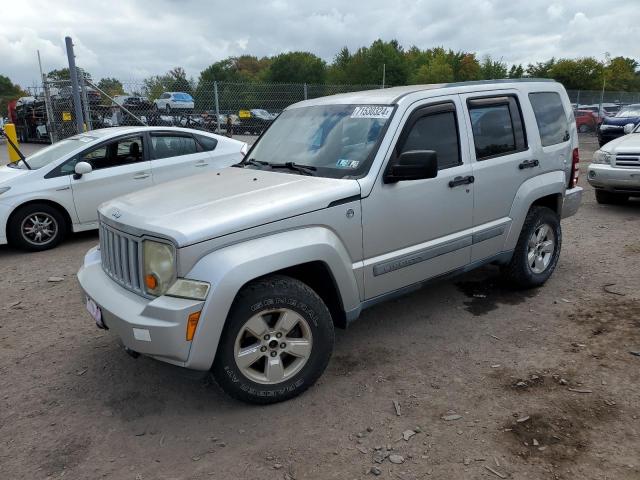  Salvage Jeep Liberty