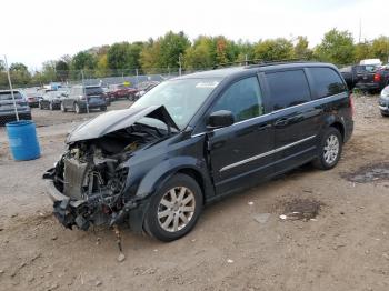  Salvage Chrysler Minivan