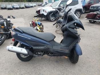  Salvage Suzuki Scooter