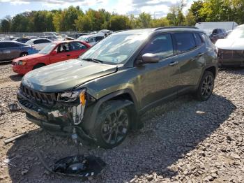  Salvage Jeep Compass