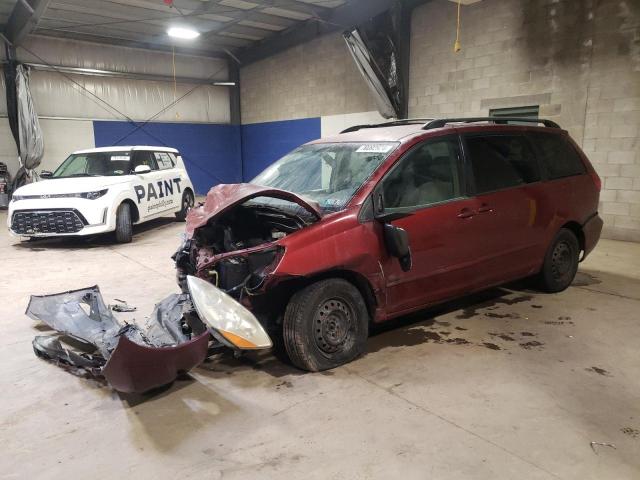  Salvage Toyota Sienna