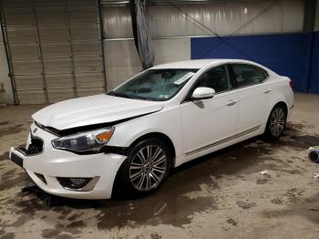  Salvage Kia Cadenza