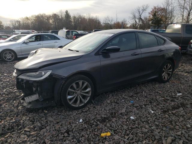  Salvage Chrysler 200