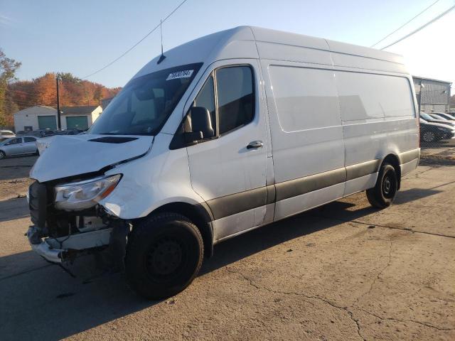  Salvage Mercedes-Benz Sprinter