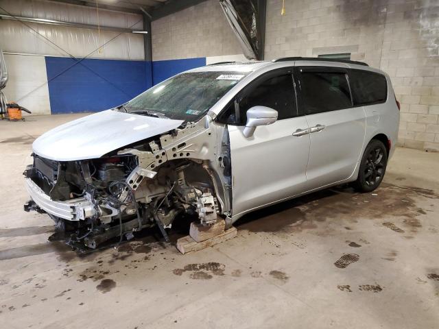  Salvage Chrysler Pacifica