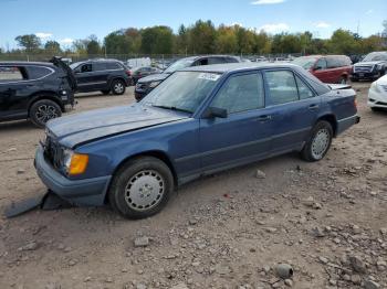  Salvage Mercedes-Benz 300-Class