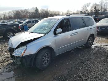  Salvage Kia Sedona