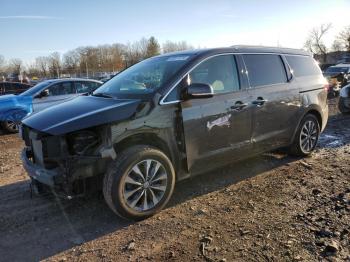  Salvage Kia Sedona