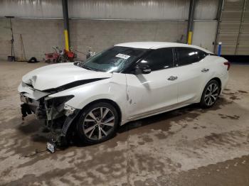  Salvage Nissan Maxima