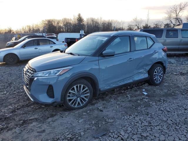  Salvage Nissan Kicks