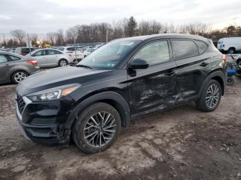  Salvage Hyundai TUCSON