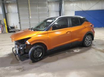  Salvage Nissan Kicks