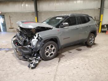  Salvage Jeep Compass