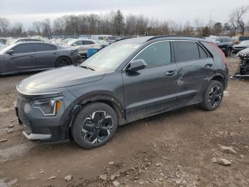  Salvage Kia Niro