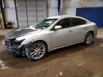  Salvage Nissan Maxima