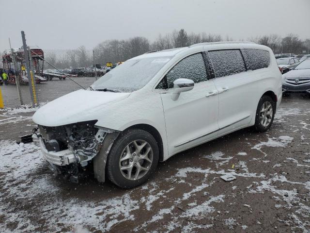  Salvage Chrysler Pacifica