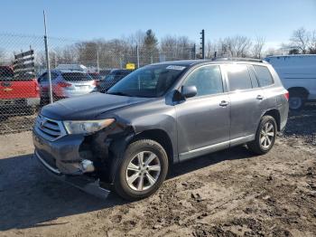  Salvage Toyota Highlander