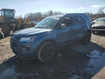  Salvage Ford Explorer