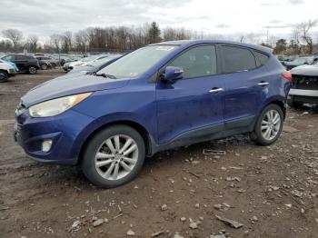 Salvage Hyundai TUCSON