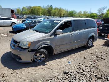  Salvage Dodge Caravan