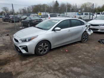  Salvage Kia Forte
