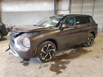  Salvage Mitsubishi Outlander
