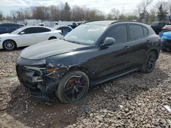  Salvage Alfa Romeo Stelvio