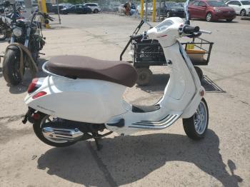  Salvage Vespa Primavera 