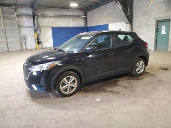  Salvage Nissan Kicks
