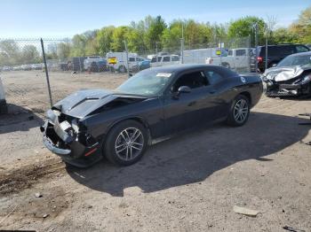  Salvage Dodge Challenger