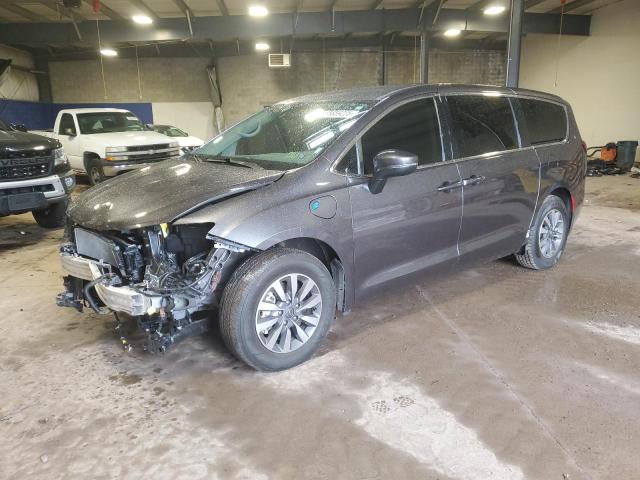  Salvage Chrysler Pacifica
