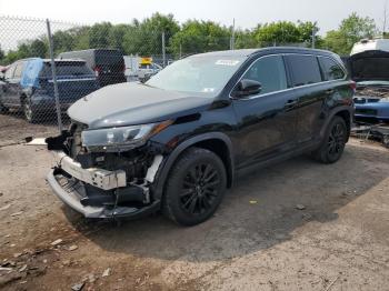  Salvage Toyota Highlander