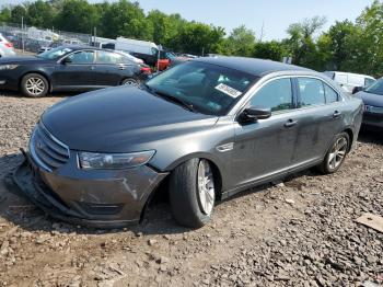  Salvage Ford Taurus