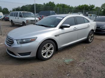  Salvage Ford Taurus