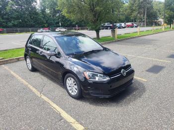  Salvage Volkswagen Golf
