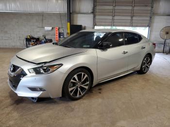  Salvage Nissan Maxima