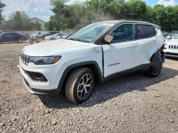  Salvage Jeep Compass