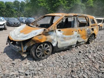  Salvage Kia Carnival