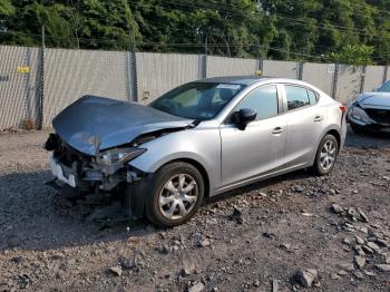  Salvage Mazda 3