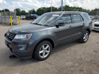  Salvage Ford Explorer