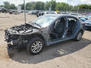  Salvage Mazda 3