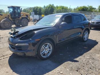  Salvage Porsche Cayenne