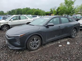  Salvage Kia K4 Lx
