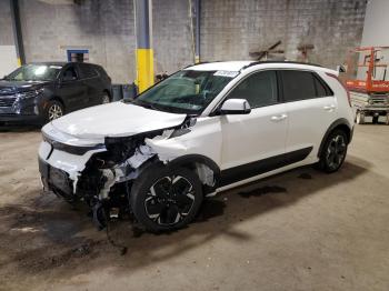  Salvage Kia Niro