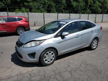  Salvage Ford Fiesta