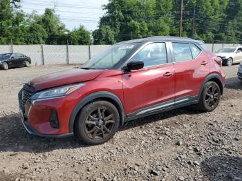  Salvage Nissan Kicks